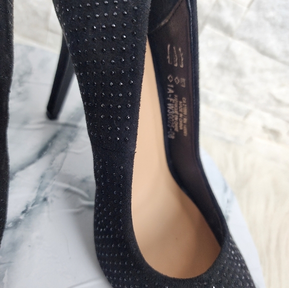 Studded stiletto pumps - Picture 12 of 13